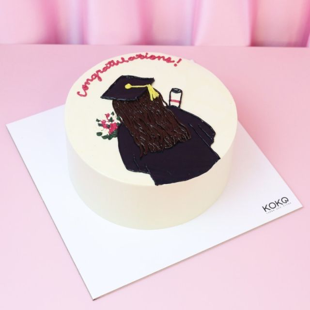 Her Graduation Cake