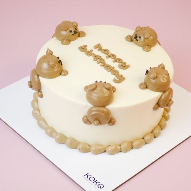 Party Bear Cake